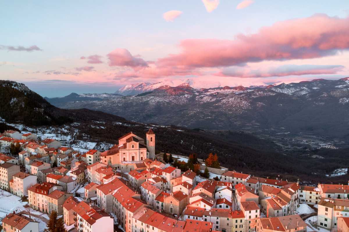 Vista panoramica di Agnone con la fonderia Marinelli in evidenza